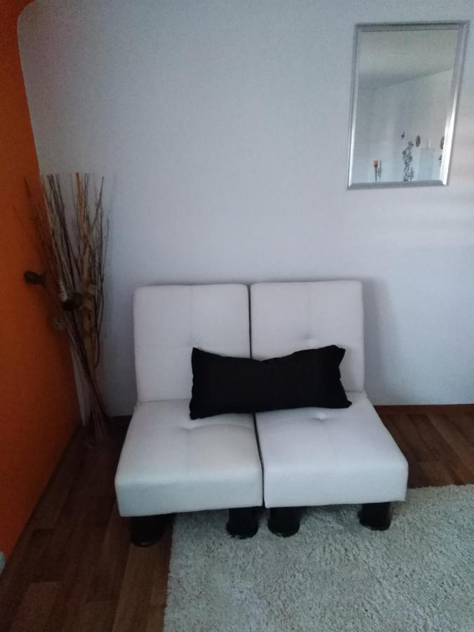 Ferienwohnung Mit Kleinem Garten 소넨불 외부 사진